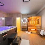 Deluxe - Private Wellness Pisak