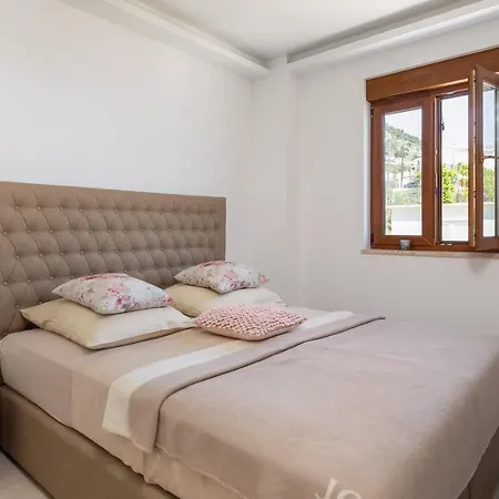 Deluxe - Private Wellness Вилла *