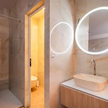 Deluxe - Private Wellness * Писак