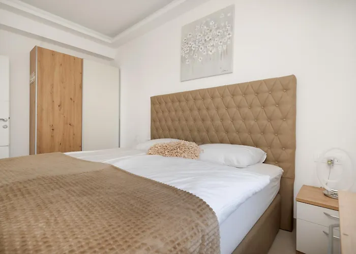 Deluxe - Private Wellness فيلة بيساك