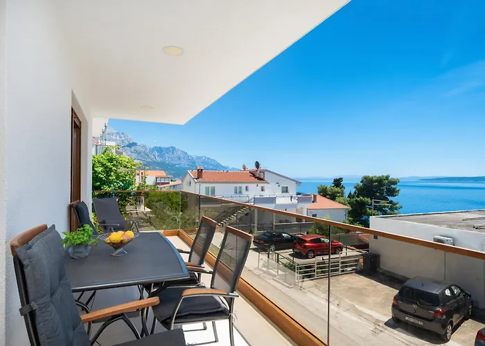 Deluxe - Private Wellness * بيساك